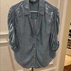 Veronica Beard Denim Blue Button Down Shirt